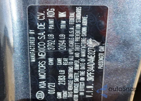 2021 Kia Forte Gt Line z USA, uszkodzony, nr VIN 3KPF34AD4ME327489